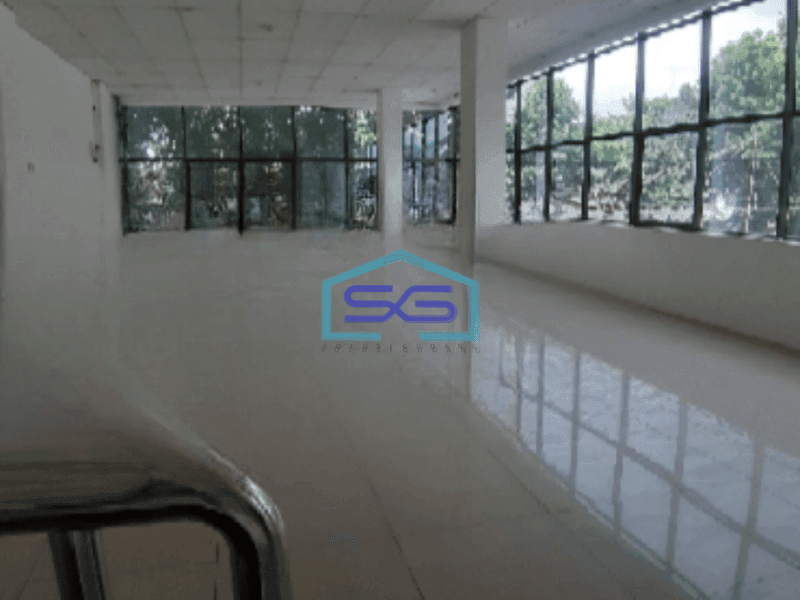 Disewakan Ruko Luas Bangunan  400 m² di Jembatan Tiga Jakarta Utara