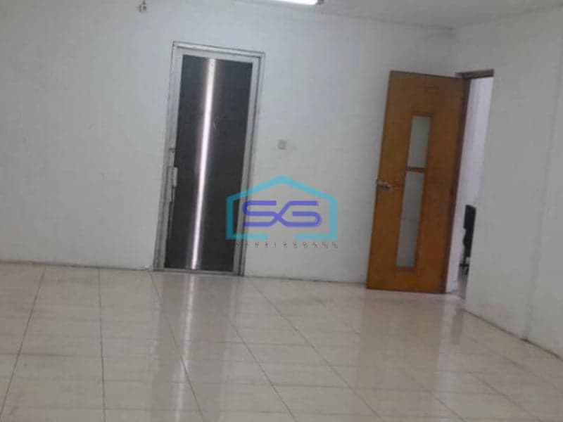 Disewakan Gudang Ada Kantor Luas Bangunan 600 m² di Karawaci Tangerang