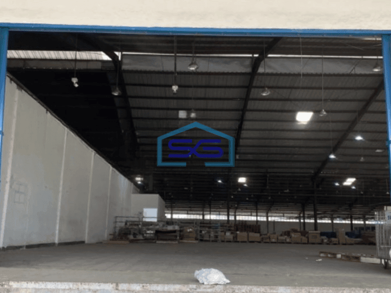 Disewakan Gudang Ada Loading Dock Luas Tanah  5500 m² di Moch Toha Bandung
