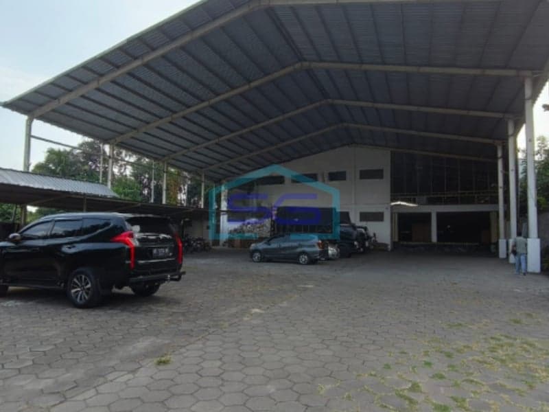 Warehouse for Rent 4000m2 Building Area and Spacious Office, Sleman Yogyakarta
