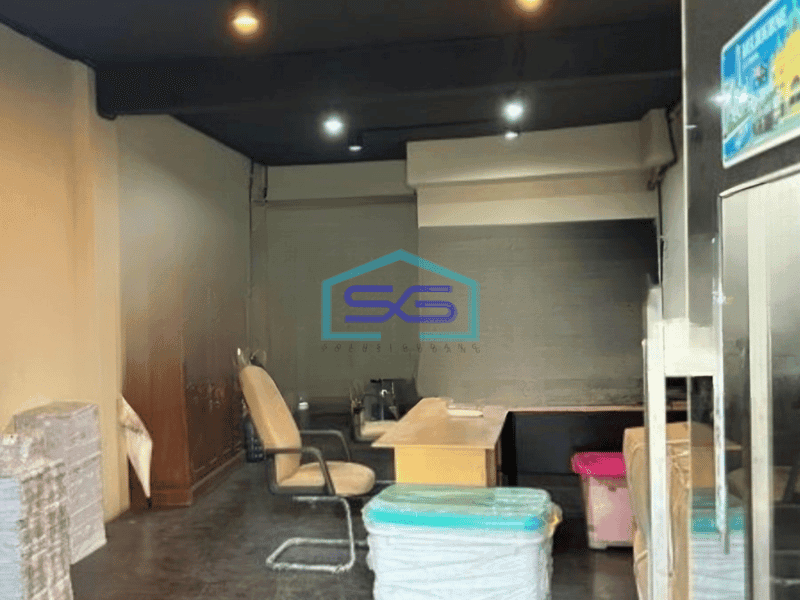 Disewakan Ruko Luas Bangunan 280 m2 Lokasi Pluit Jakarta Utara