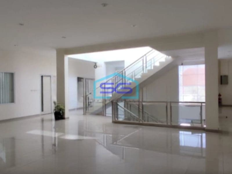 Dijual Kantor Komersil Tengah Kota Surabaya Luas Bangunan  1700 m²