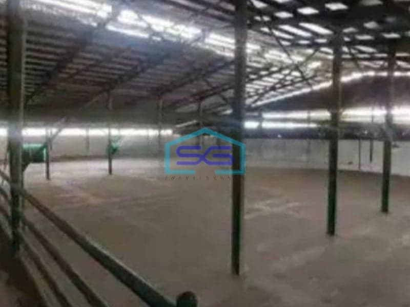 Disewakan Gudang Pegangsaan Dua Kelapa Gading Jakarta Utara LT 2592m2 Loading Dock
