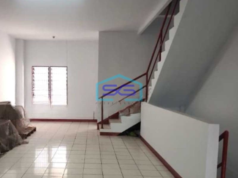 Disewakan Ruko Luas Tanah  670 m² Lokasi Bebas Banjir di Jakarta Barat