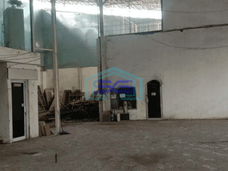 Dijual Gudang bekas Showroom lokasi di Jurumudi Tangerang