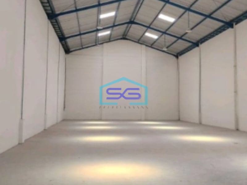 Dijual Gudang Baru Luas Tanah  396 m² Lokasi Bebas Banjir di Gresik Jawa Timur