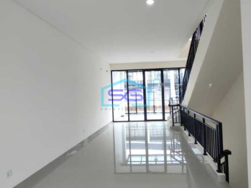 Disewakan Ruko Hampton Walk 3 Lantai Gading Serpong Tangerang LB 173m2