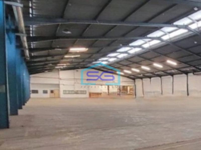 Disewakan Gudang Luas Bangunan  6480 m² Lokasi di Surabaya Ada Loading Dock