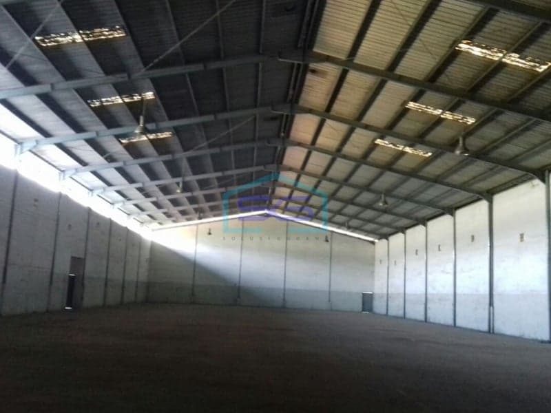 DISEWAKAN GUDANG DI JABABEKA 1