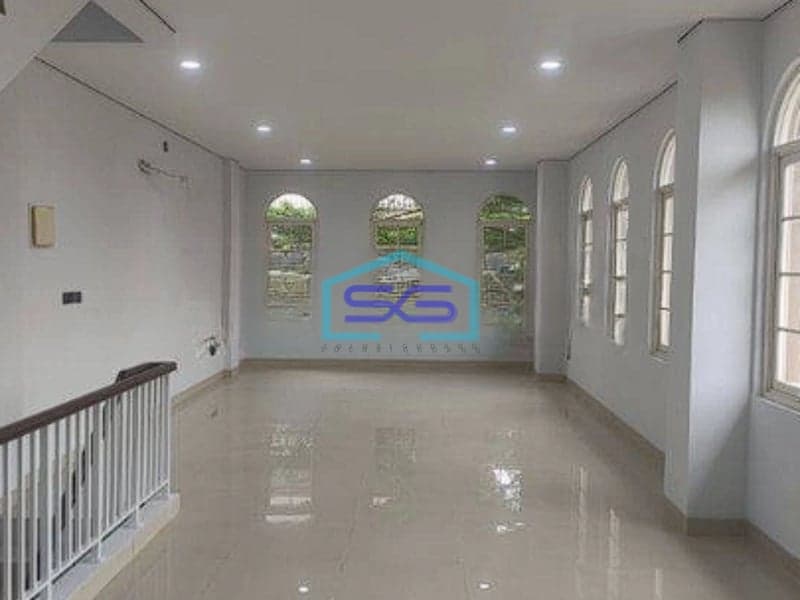 Dijual Ruko Hoek Di Sedayu Square, Cengkareng Jakarta Barat Sertfikat Hgb LB 240m2