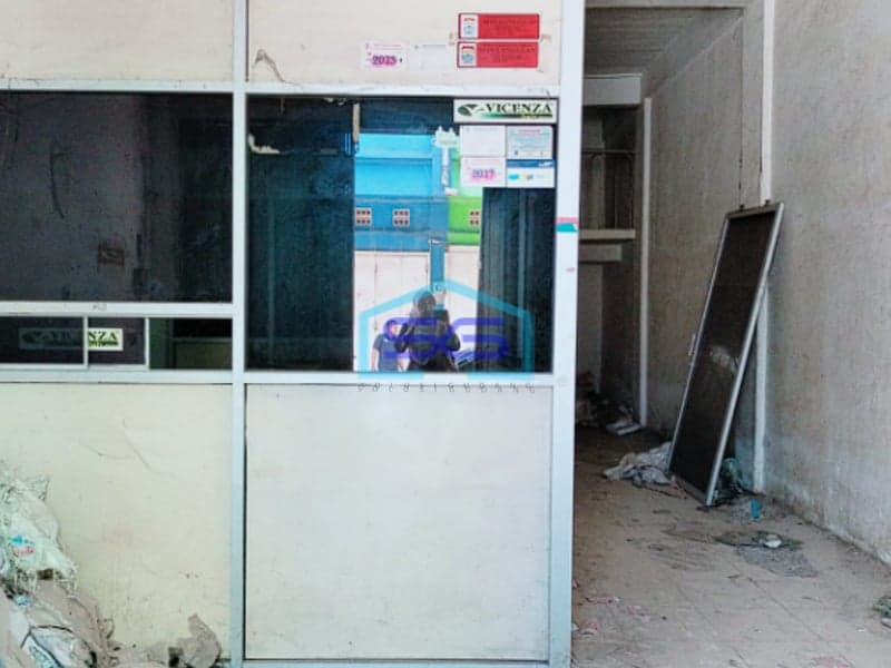 Dijual Ruko 3 Lantai Siap Pakai di Jl. Pasar 16 Ilir Palembang LB 198m2