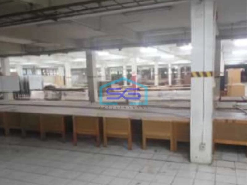 Dijual Pabrik Luas Bangunan  44377 m² Lokasi Bebas Banjir di Gunung Putri Bogor