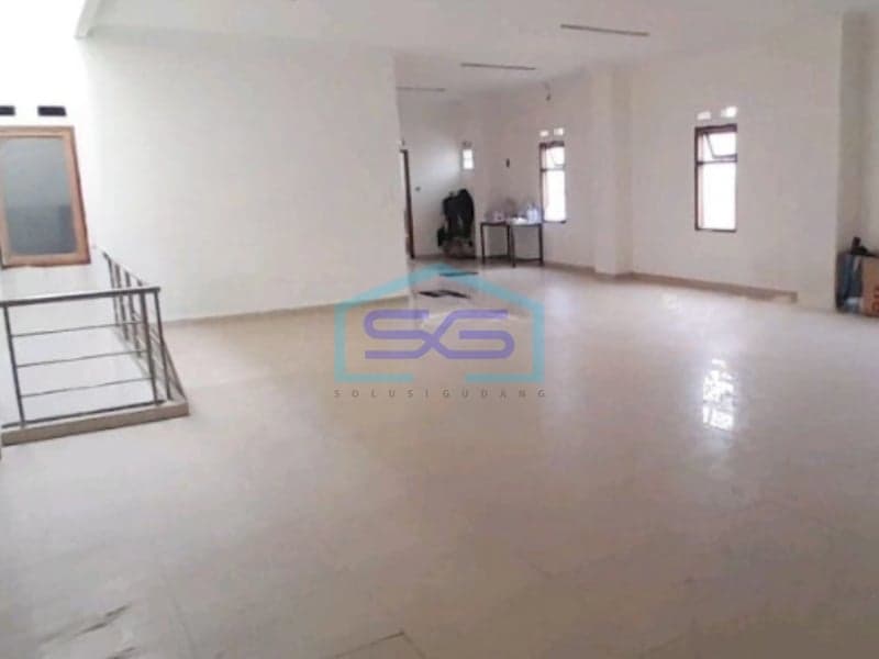 Large Shophouse for Rent in Downtown Pasir Koja Bandung Building Area 1260m2