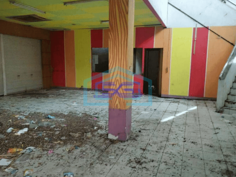 Dijual Ex swalayan di balaraja barat dekat ke pintu tol cocok buat Gudang