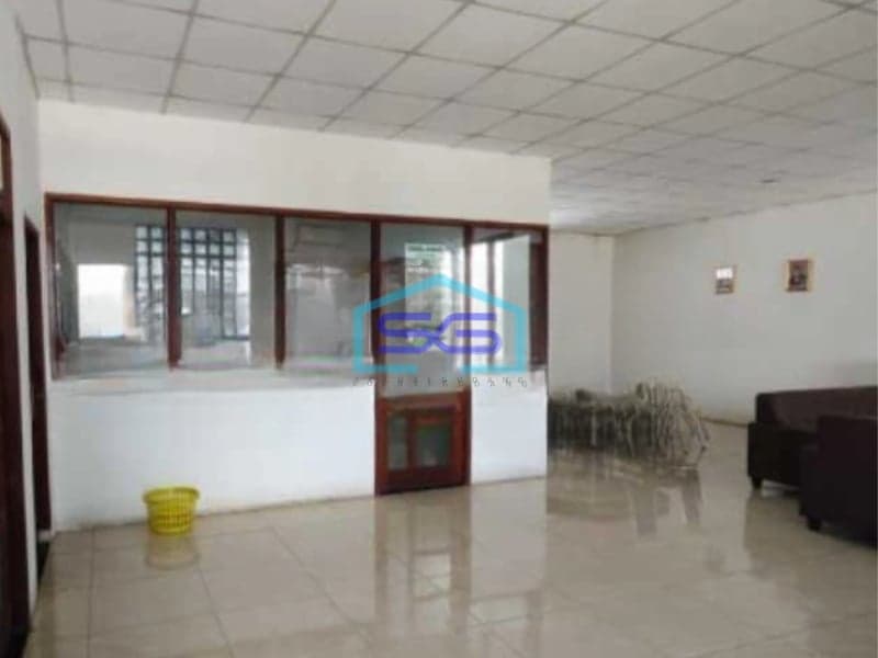 Dijual Pabrik Akses Container 40 Feet Luas Bangunan  4000 m²  Lokasi Bebas Banjir di Serang