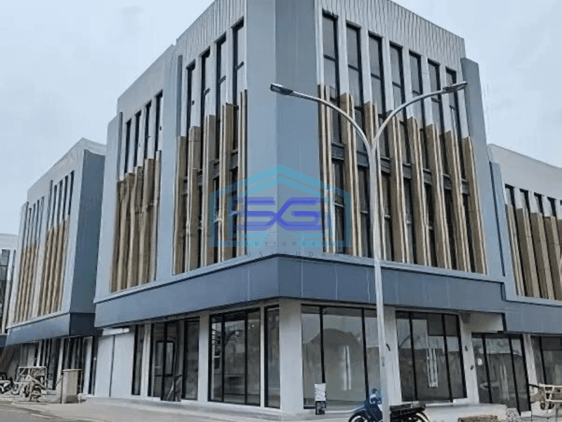 Disewakan ruko hook di kota wisata Cibubur