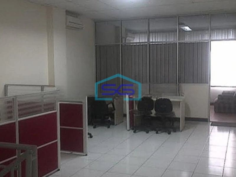 Dijual Ruko Komplek Permata Boulevard 3 Lantai di Pos Pengumben Jakarta Barat LB 180m2