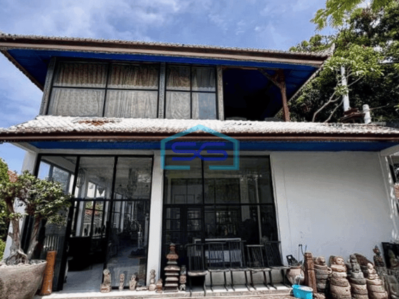 Disewakan Ruang Usaha Bangunan Permanen Kerobokan Kelod Bali Badung LB 650m2