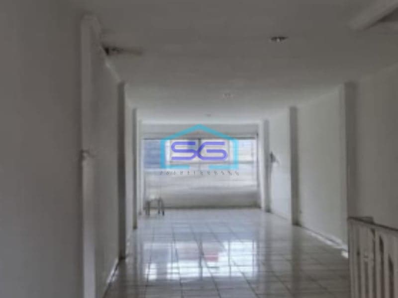 Dijual Ruko 3 Lantai Lokasi di Tambora Jakarta Barat LB 200m2