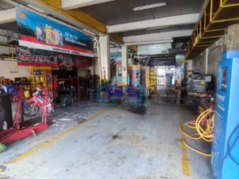 Disewakan Ruko Gandeng Boulevard Strategis di Summarecon Gading Serpong Tangerang Luas Bangunan  600 m²