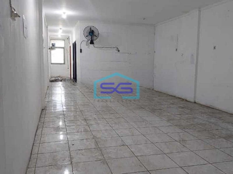 Disewakan Ruko di Taman Palem Lestari Jakarta Barat Bangunan 4 Lantai