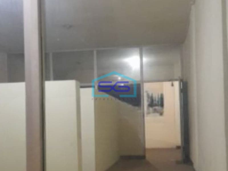 Dijual Ruko Lokasi Pinggir Jalan Jakarta Pusat Luas Tanah 115 m²