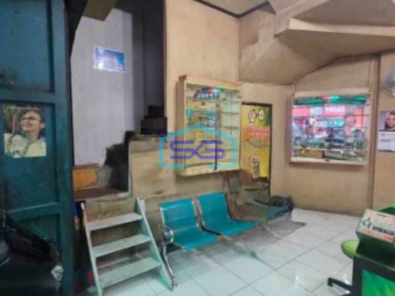 Dijual Ruko Bagus di Jl. Kiaracondong Bandung Lokasi Sangat Strategis LB 101m2
