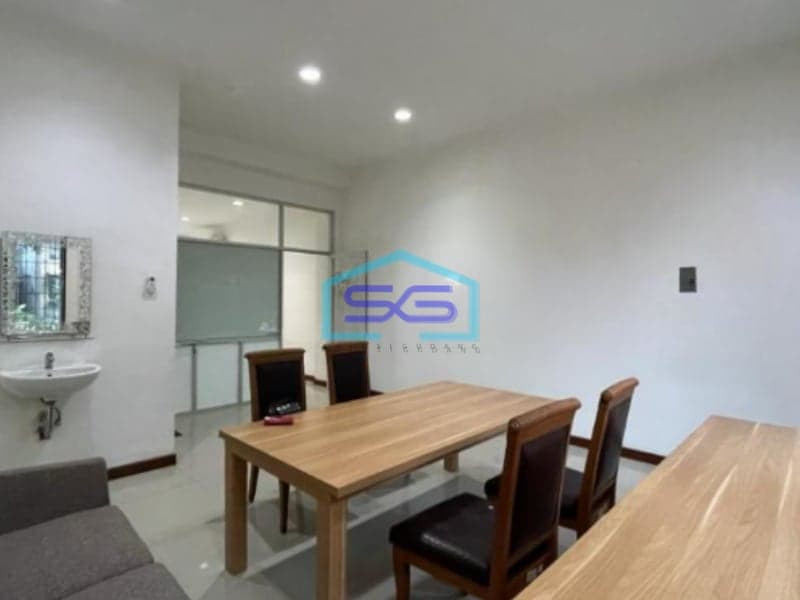 Disewakan Ruko 3 Lantai Di Daerah Komersil Pondok Indah Jakarta Selatan LB 210m2