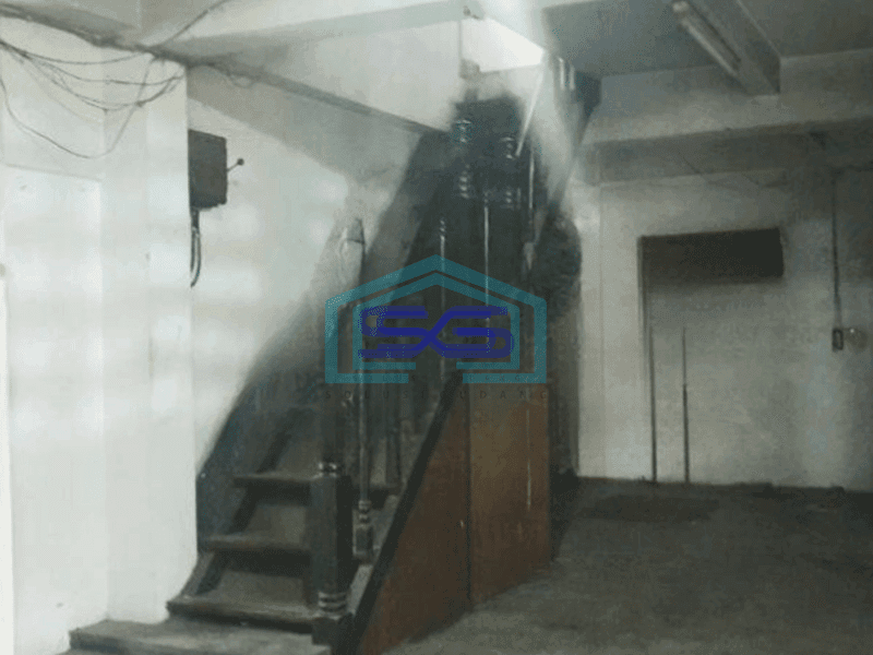 Dijual Ruko ada gudang lokasi strategis tengah kota di Jl. Veteran, Solo.