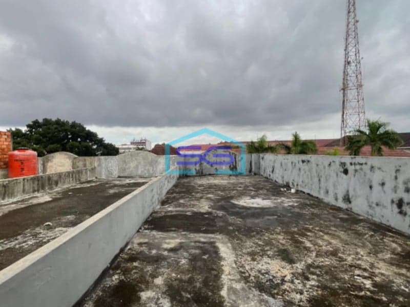 Dijual Ruko 2,5 lantai di Jl. Kapten Anwar Sastro Palembang Luas Tanah 96m2