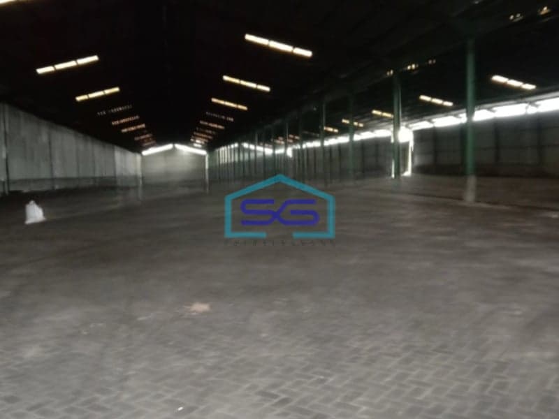 Disewakan Gudang Luas Tanah  12000 m² Lokasi Surabaya