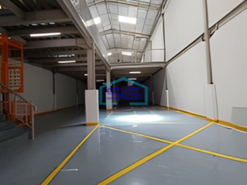 Dijual Gudang 2 Lantai Ada Kantor 4 Lantai+Rooftop di Kalideres Jakarta Barat LB 638m2