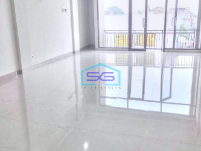 Dijual Ruko Luas Bangunan  900 m² Lokasi Bebas Banjir di Jakarta Timur