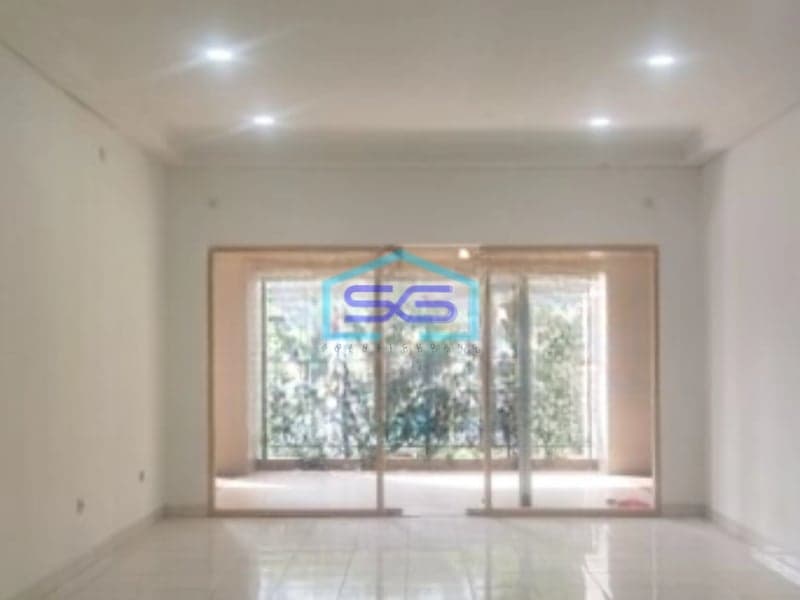 Disewakan Ruko Luas Bangunan 300 m² Lokasi Tanjung Duren Jakarta Barat