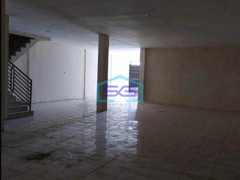 Dijual Murah Ruko Gandeng di Royal Palace Tebet Jakarta Selatan LB 748m2