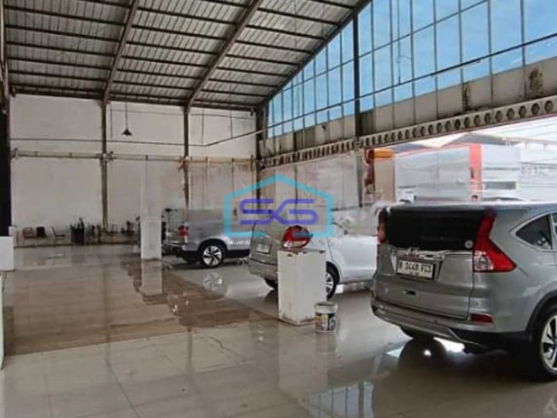 Dijual Ruang Usaha Luas Bangunan 650 m² Lokasi di Sawangan Depok