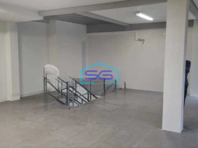 Disewakan Gudang Gandeng di Duta Indah Starhub Kota Tangerang Luas Bangunan  360 m²