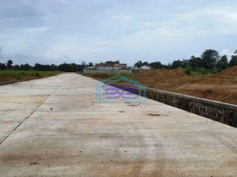 Dijual Gudang Surya Grand Cisoka Akses Mudah ,aman Dan Bebas Banjir di Tanggerang Luas Bangunan  1350 m²