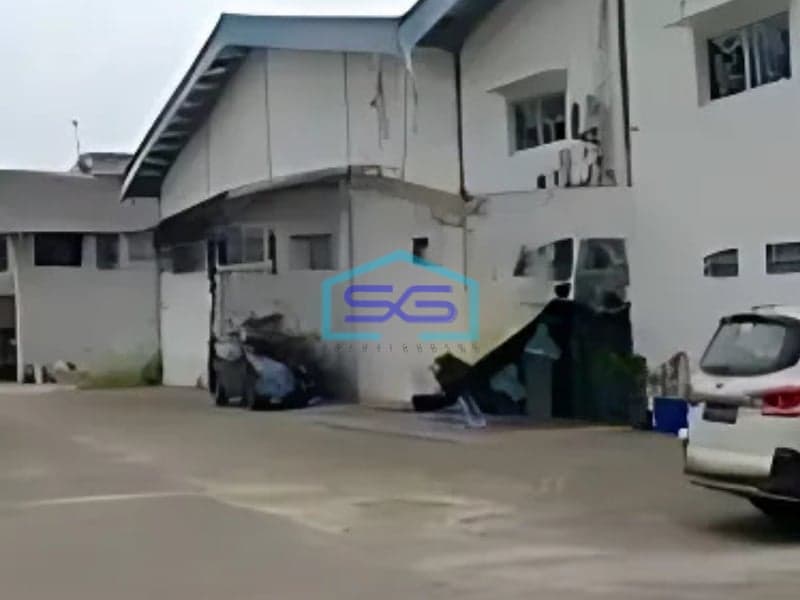 Dijual Murah Tanah Gudang LT 3000 m Ada Bangunan LB 1200 Kawasan Industri Tiga Raksa Tangerang