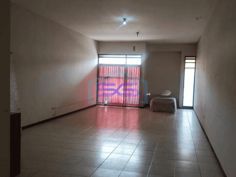 Disewa Ruko Strategis Hadap Timur Kompleks Mekarwangi Bandung