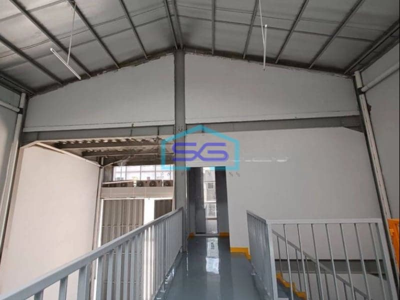 Disewakan Gudang 2 Lantai Ada Kantor 4 Lantai Ada Mezzanine di Jakarta Barat LB 900m2