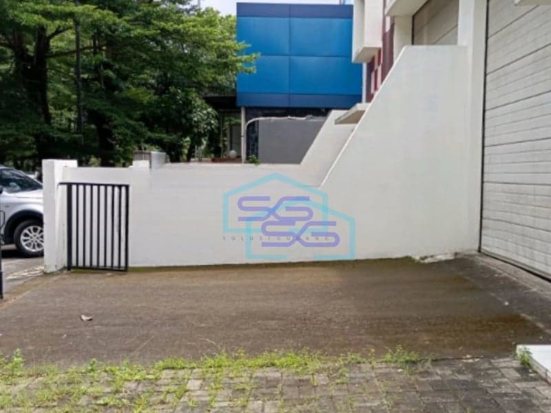 Disewakan Gudang Lokasi Strategis Luas Tanah 540 m² di BSD Tangerang