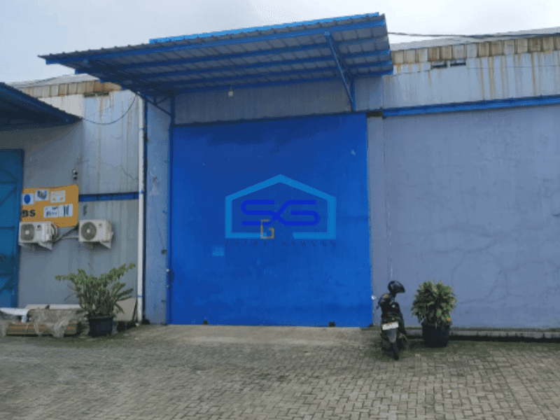 Disewakan Gudang Akses Container 40 Feet Lokasi Strategis di Legok Tangerang