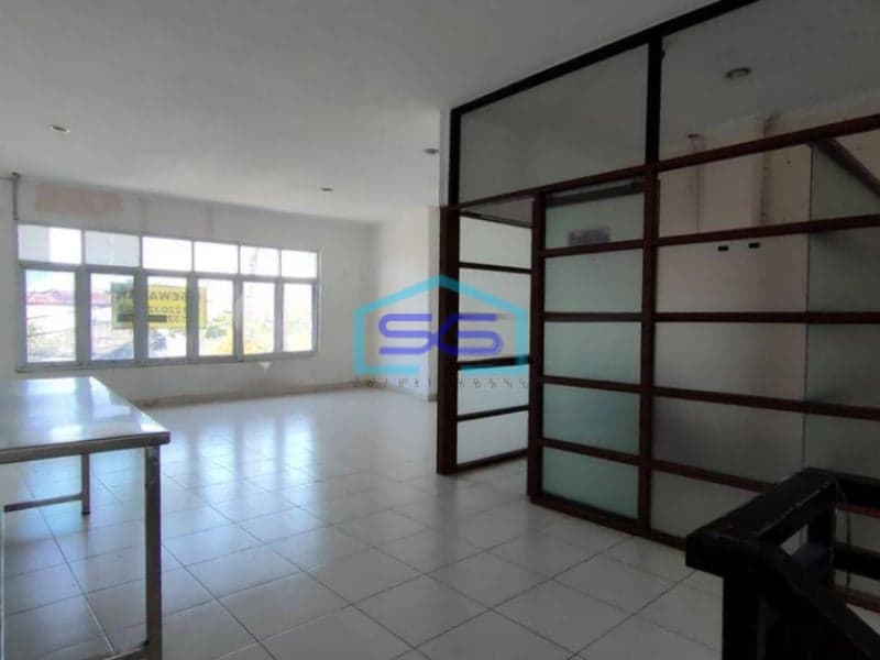 Disewakan Ruko Murah 3 Lantai Strategis di Antapani Mainroad Bandung Kota LB 300m2