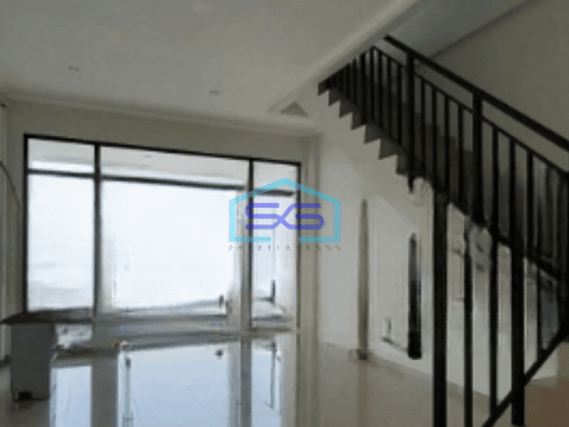 Disewakan Cepat Ruko 3,5 Lantai Luas Bangunan 194 m² di Harapan Indah Bekasi