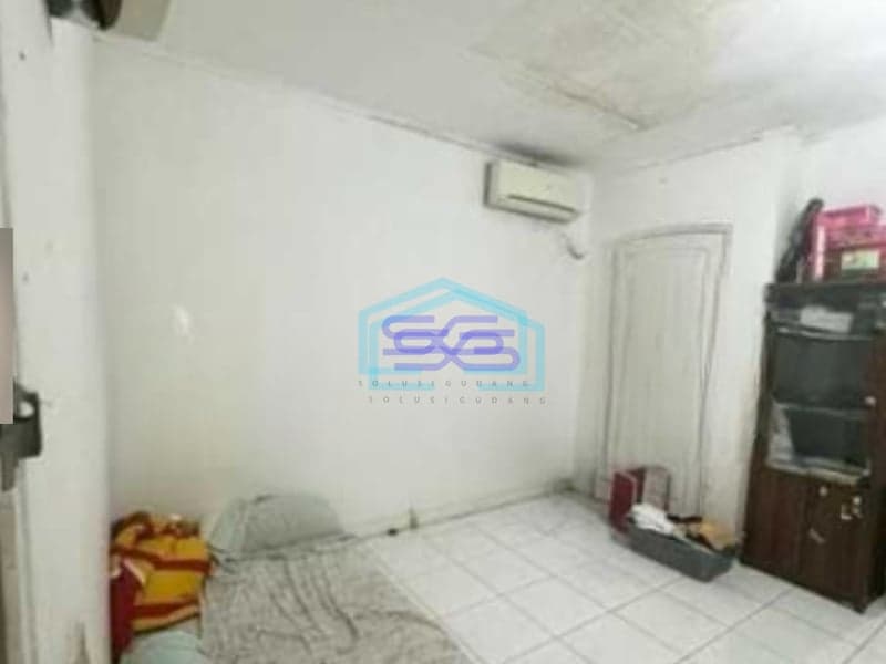 Disewa Ruko gandeng taman surya dilewati banyak kendaraan lokasi strategis Luas Bangunan 160 m²