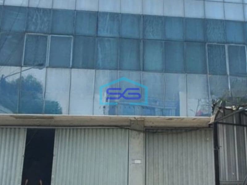 Disewakan Ruko Luas Tanah  456 m² Lokasi di Pluit Jakarta Utara