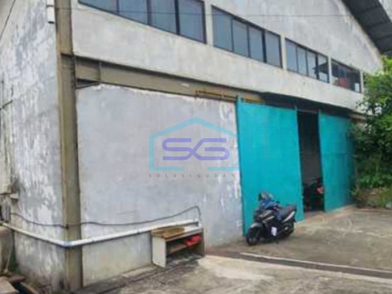 Warehouse for Sale, Building Area 1800 m², Located in Kapuk Kamal, West Jakarta