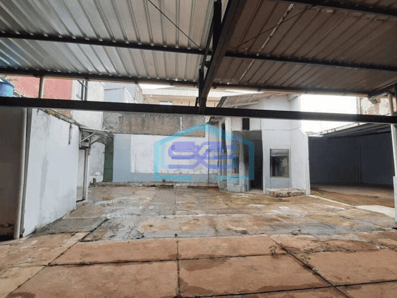 Dijual Gudang di Otista Tegalega Hitung Tanah Jual Cepat