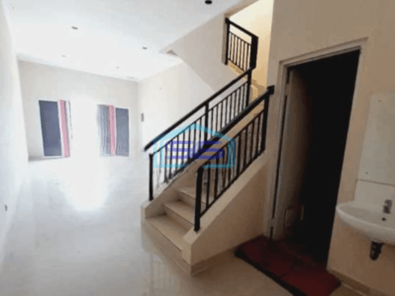 Dijual Ruko Luas Bangunan 161 m2 Di Grand Wisata, Bekasi